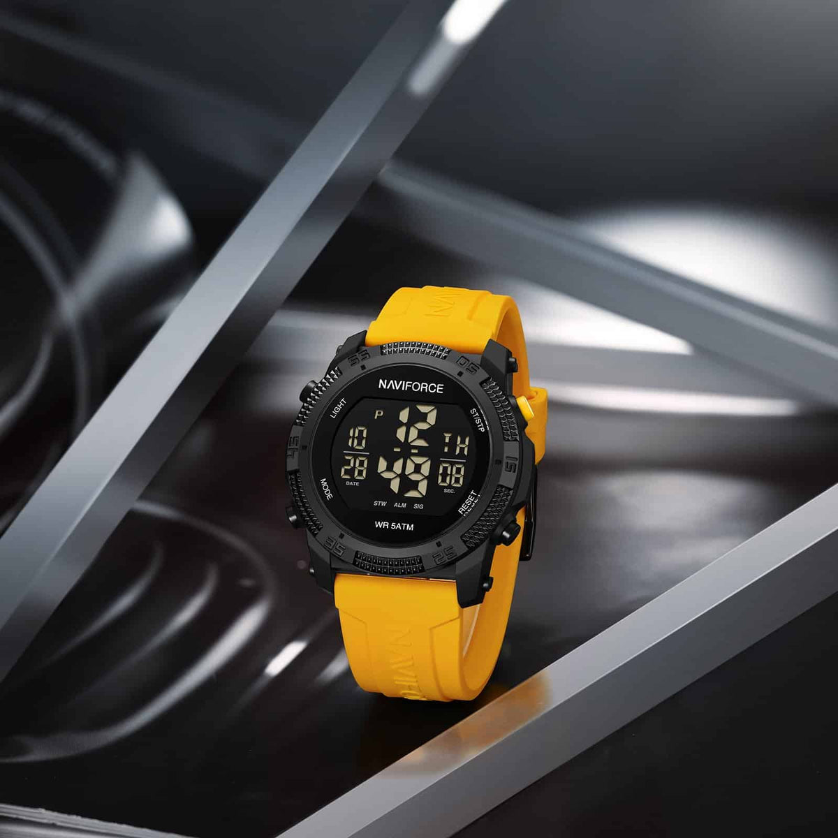 Naviforce NF7104 Stealth Force Edition